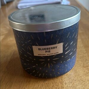 Bath & Bodyworks Blueberry Pie 3 Wick Candle